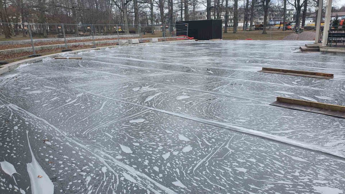 Lystlunden Park – Urban Utebane (2022) — Lystlunden Park 2022 – Kunstisbane i Horten